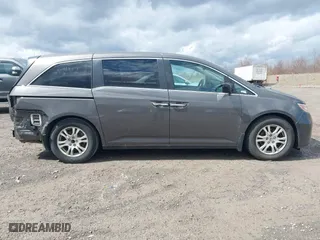 2013 Honda Odyssey EX with VIN 5FNRL5H40DB068597, listed as a IAAI auction lot 41910524 with 164,991 mi miles. Bid and sale history available at carsss.com. Image 14.