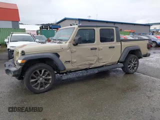 2020 Jeep Gladiator Sport S с VIN 1C6JJTAG0LL207187, выставлен на аукционе IAAI как лот 41559361 с пробегом 36 236 миль миль и . История ставок и продаж доступна на DreamBid. Изображение 17.