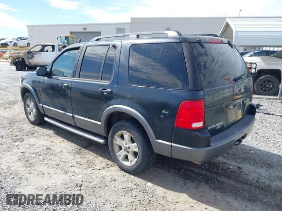 2003 Ford Explorer XLT z VIN 1FMZU63K03UB22071, wystawiony jako IAAI lot #41610461 z przebiegiem 305 958 mil mil oraz . Historia ofert i sprzedaży dostępna na DreamBid. Obrazek 3.