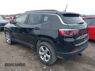 2017 Jeep Compass Latitude with VIN 3C4NJCBB0HT652764, listed as a IAAI auction lot 41963296 with 141,338 mi miles and . Bid and sale history available at DreamBid. Image 3.