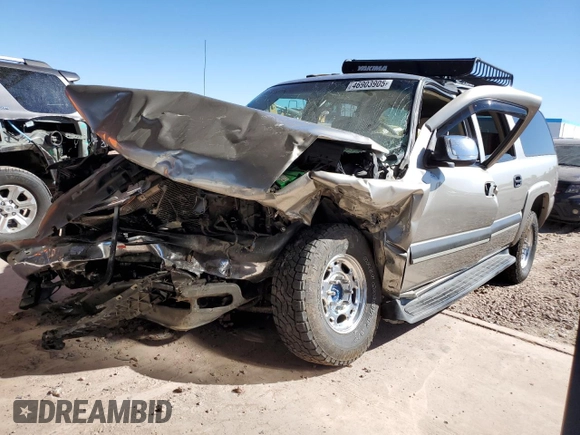 2003 Chevrolet Suburban LT with VIN 3GNGK26U33G203907, listed as a Copart auction lot 46903905 with 318,022 mi miles and Salvage Title. Bid and sale history available at carsss.com. Image 1.