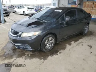2013 Honda Civic LX z VIN 2HGFB2F5XDH506733, wystawiony jako Copart lot #53371025 z przebiegiem 167 165 mil mil oraz Szkoda całkowita • Salvage title. Historia ofert i sprzedaży dostępna na DreamBid. Obrazek 1.