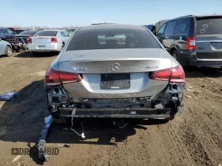 2019 Mercedes-Benz A 220 z VIN WDD3G4FB6KW026262, wystawiony jako Copart lot #48921205 z przebiegiem 38 248 mil mil oraz Szkody całkowita. Historia ofert i sprzedaży dostępna na DreamBid. Obrazek 6.
