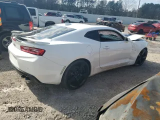2018 Chevrolet Camaro 2SS with VIN 1G1FH1R77J0126746, listed as a Copart auction lot 43130395 with 87,593 mi miles and Salvage title. Bid and sale history available at DreamBid. Image 3.