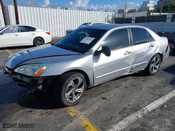 2007 Honda Accord Sdn LX with VIN 1HGCM56417A021535, listed as a IAAI auction lot 41586105 with 194154 miles. Bid and sale history available at carsss.com. Image 2.
