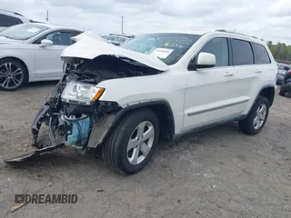 2011 Jeep Grand Cherokee 70th Anniversary with VIN 1J4RR4GG6BC718199, listed as a IAAI auction lot 41954946 with 1 mi miles. Bid and sale history available at carsss.com. Image 19.