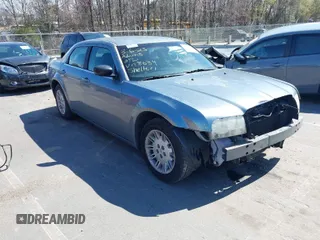 2006 Chrysler 300 with VIN 2C3KA43R06H218634, listed as a IAAI auction lot 41821366 with 150,313 mi miles. Bid and sale history available at carsss.com. Image 1.