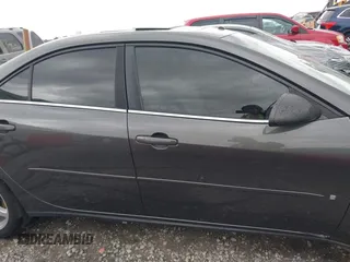 2007 Pontiac G6 with VIN 1G2ZG58NX74172138, listed as a IAAI auction lot 41845520 with 170,676 mi miles. Bid and sale history available at carsss.com. Image 13.
