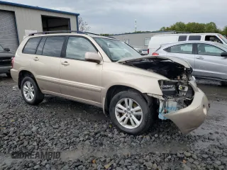 2006 Toyota Highlander z VIN JTEEW21A060005937, wystawiony jako Copart lot #55835305 z przebiegiem 251 814 mil mil oraz Szkoda całkowita • Salvage title. Historia ofert i sprzedaży dostępna na DreamBid. Obrazek 4.
