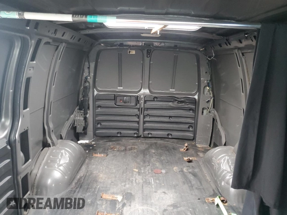 2006 GMC Savana Cargo Van with VIN 1GTEG15X861118619, listed as a Copart auction lot 82440064 with 0 mi miles and Salvage Title. Bid and sale history available at carsss.com. Image 10.