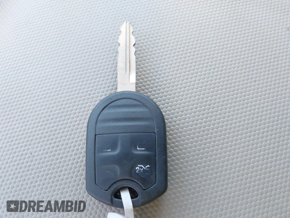 2011 Ford Escape XLT с VIN 1FMCU9DG4BKB17225, выставлен на аукционе IAAI как лот 42635446 с пробегом 134 418 миль миль и . История ставок и продаж доступна на DreamBid. Изображение 11.