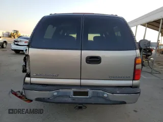 2001 Chevrolet Suburban LT with VIN 3GNEC16TX1G174313, listed as a Copart auction lot 42141645 with 205,982 mi miles and Salvage Title. Bid and sale history available at carsss.com. Image 6.