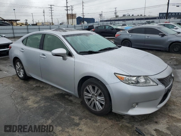 2015 Lexus ES 330 with VIN JTHBK1GG5F2203554, listed as a Copart auction lot 49002245 with 216,736 mi miles and Salvage Title. Bid and sale history available at DreamBid. Image 4.