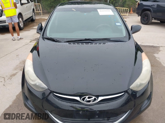 2013 Hyundai Elantra GLS z VIN 5NPDH4AE2DH309635, wystawiony jako IAAI lot #42439219 z przebiegiem 263 297 mil mil oraz . Historia ofert i sprzedaży dostępna na DreamBid. Obrazek 6.