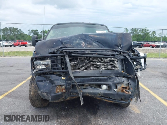 2003 Ford F-250 XL с VIN 1FTNW21P93EB38638, выставлен на аукционе IAAI как лот 42278948 с пробегом 565 931 миль миль и . История ставок и продаж доступна на DreamBid. Изображение 12.