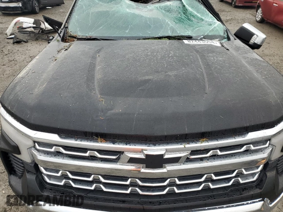 2024 Chevrolet Silverado 1500 LTZ with VIN 1GCUDGE85RZ334062, listed as a Copart auction lot 82443594 with Not Provided miles and Salvage Title. Bid and sale history available at DreamBid. Image 11.