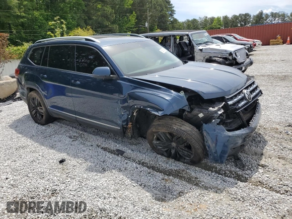 2018 Volkswagen Atlas SEL Premium with VIN 1V2NR2CA1JC572687, listed as a Copart auction lot 55915415 with 75,737 mi miles and Salvage title. Bid and sale history available at DreamBid. Image 4.