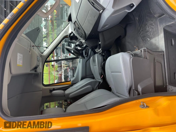 2017 Ford Transit XL with VIN 1FDZK1CM2HKA84579, listed as a Copart auction lot 59704095 with 75,943 mi miles and Salvage title. Bid and sale history available at DreamBid. Image 5.
