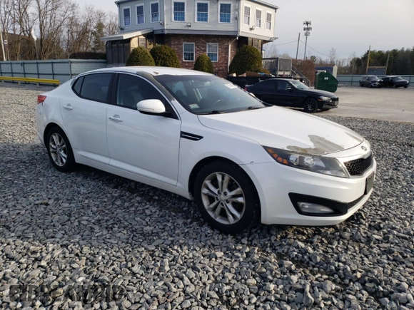 2013 Kia Optima EX with VIN 5XXGN4A71DG229889, listed as a Copart auction lot 51464835 with 147,592 mi miles and Clean Title. Bid and sale history available at carsss.com. Image 4.