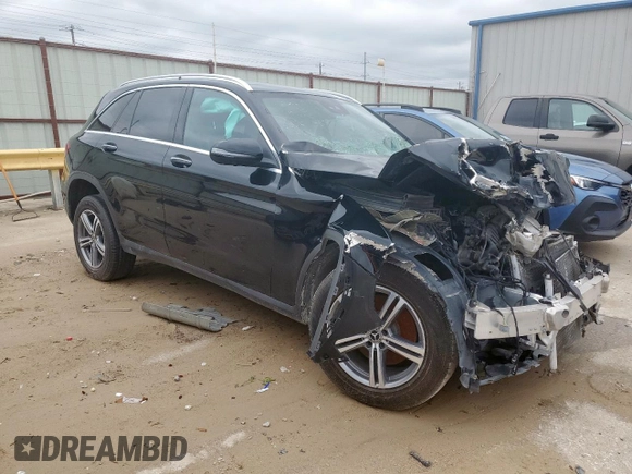 2022 Mercedes-Benz GLC 300 with VIN W1N0G8DBXNG114598, listed as a Copart auction lot 55828375 with 32,978 mi miles and Salvage title. Bid and sale history available at DreamBid. Image 4.