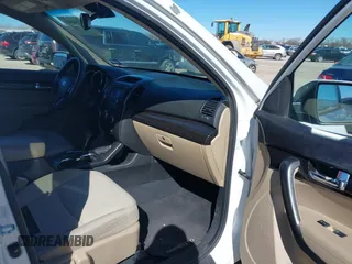 2013 Kia Sorento LX with VIN 5XYKT4A2XDG337427, listed as a IAAI auction lot 41730880 with 219,984 mi miles. Bid and sale history available at carsss.com. Image 5.