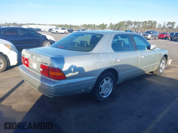 2000 Lexus LS 400 with VIN JT8BH28F9Y0181339, listed as a IAAI auction lot 41589304 with 252,625 mi miles. Bid and sale history available at carsss.com. Image 4.