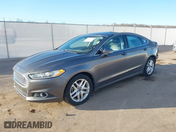 2013 Ford Fusion SE with VIN 3FA6P0HR5DR226068, listed as a IAAI auction lot 41532743 with 153,148 mi miles. Bid and sale history available at carsss.com. Image 2.