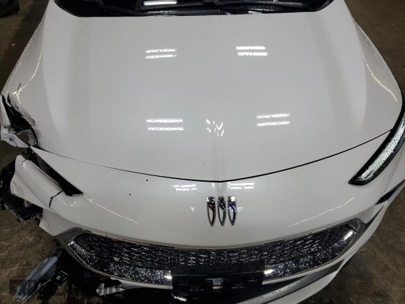 2024 Buick Encore GX Avenir with VIN KL4AMGSL5RB005019, listed as a Copart auction lot 58212105 with 9,430 mi miles and Salvage title. Bid and sale history available at DreamBid. Image 12.