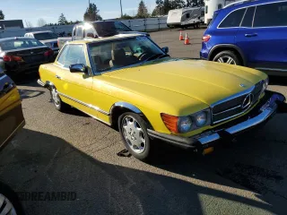 1981 Mercedes-Benz 380 380SL with VIN WDBBA45A2BB001364, listed as a Copart auction lot 88170215 with 151,239 mi miles and Clean Title. Bid and sale history available at carsss.com. Image 4.