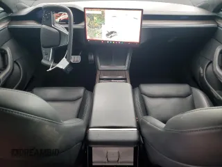 2022 Tesla Model S with VIN 5YJSA1E53NF492855, listed as a Copart auction lot 54545185 with 62,856 mi miles and Salvage title. Bid and sale history available at DreamBid. Image 8.