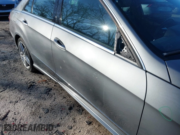 2013 Mercedes-Benz E 350 Luxury with VIN WDDHF5KB4DA664823, listed as a IAAI auction lot 41790453 with 71,429 mi miles and . Bid and sale history available at DreamBid. Image 21.