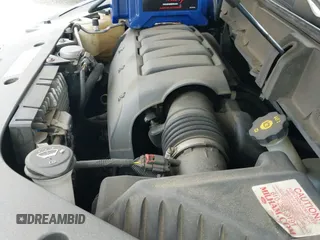 2013 Chevrolet Traverse LT z VIN 1GNKVGKD7DJ171712, wystawiony jako IAAI lot #42896161 z przebiegiem 110 191 mil mil oraz . Historia ofert i sprzedaży dostępna na DreamBid. Obrazek 18.