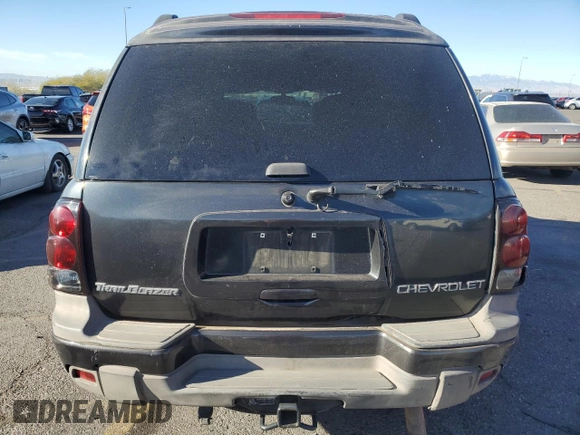 2004 Chevrolet TrailBlazer EXT LT with VIN 1GNET16P946208721, listed as a Copart auction lot 82648204 with 209,910 mi miles and Salvage Title. Bid and sale history available at carsss.com. Image 6.