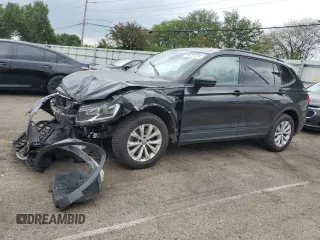 2018 Volkswagen Tiguan S z VIN 3VV0B7AX3JM055587, wystawiony jako Copart lot #59751225 z przebiegiem 66 779 mil mil oraz Szkoda całkowita • Salvage title. Historia ofert i sprzedaży dostępna na DreamBid. Obrazek 1.
