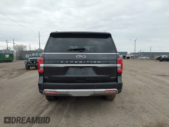 2023 Ford Expedition Max XLT с VIN 1FMJK1J85PEA29723, выставлен на аукционе IAAI как лот 41902898 с пробегом 51 841 миль миль и . История ставок и продаж доступна на DreamBid. Изображение 16.