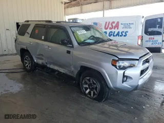 2024 Toyota 4Runner TRD Off Road with VIN JTERU5JR1R6253419, listed as a Copart auction lot 43351515 with 0 mi miles and Non Repairable. Bid and sale history available at carsss.com. Image 4.