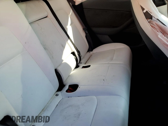 2024 Tesla Model Y z VIN 7SAYGDED7RF162680, wystawiony jako Copart lot #61991495 z przebiegiem Nie podano mil oraz Czysty tytuł • Clean title. Historia ofert i sprzedaży dostępna na DreamBid. Obrazek 10.