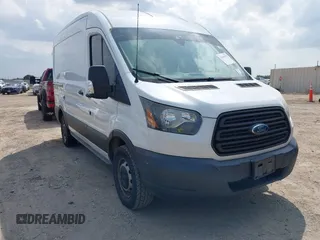 2017 Ford Transit z VIN 1FTYR1CM9HKA90780, wystawiony jako IAAI lot #42361529 z przebiegiem 167 654 mil mil oraz . Historia ofert i sprzedaży dostępna na DreamBid. Obrazek 1.