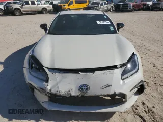 2023 Toyota GR86 Premium with VIN JF1ZNBE10P9762875, listed as a Copart auction lot 85042844 with 10,593 mi miles and Salvage Title. Bid and sale history available at carsss.com. Image 5.