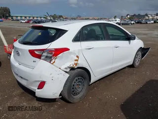 2017 Hyundai Elantra z VIN KMHD35LH6HU361398, wystawiony jako IAAI lot #41949217 z przebiegiem 160 262 mil mil oraz . Historia ofert i sprzedaży dostępna na DreamBid. Obrazek 4.