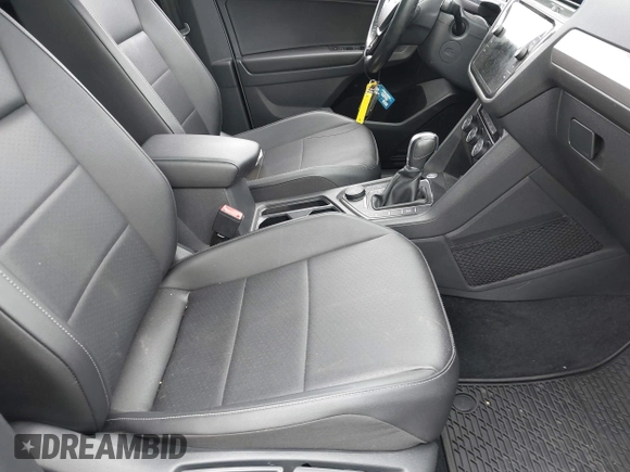2018 Volkswagen Tiguan SEL с VIN 3VV2B7AX8JM102377, выставлен на аукционе IAAI как лот 42246183 с пробегом 77 349 миль миль и . История ставок и продаж доступна на DreamBid. Изображение 5.