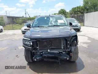 2024 Ford Expedition Max XLT with VIN 1FMJK1J83REA31036, listed as a IAAI auction lot 42190319 with 26,956 mi miles and . Bid and sale history available at DreamBid. Image 6.