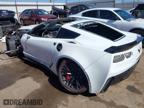2017 Chevrolet Corvette Z06 3LZ with VIN 1G1YU2D66H5602863, listed as a IAAI auction lot 41645635 with 39,784 mi miles. Bid and sale history available at carsss.com. Image 3.