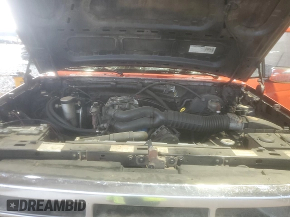 1994 Ford Bronco XL with VIN 1FMEU15N6RLA13024, listed as a Copart auction lot 55349875 with 212,812 mi miles and Salvage title. Bid and sale history available at DreamBid. Image 12.