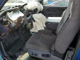2000 Dodge Ram 1500 with VIN 3B7HC13Z9YM215704, listed as a Copart auction lot 65237064 with 0 mi miles and Salvage Title. Bid and sale history available at carsss.com. Image 7.