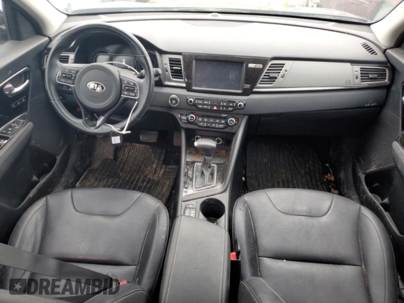 2019 Kia Niro Touring with VIN KNDCE3LC5K5263998, listed as a Copart auction lot 40218614 with 43,042 mi miles and Salvage Title. Bid and sale history available at carsss.com. Image 8.