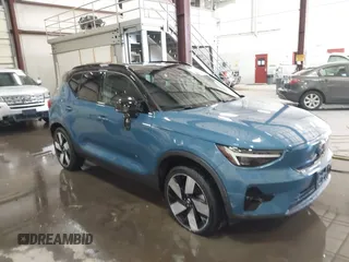 2023 Volvo XC40 Ultimate с VIN YV4ED3UM9P2090415, выставлен на аукционе IAAI как лот 41138900 с пробегом 8 292 миль миль и . История ставок и продаж доступна на DreamBid. Изображение 1.