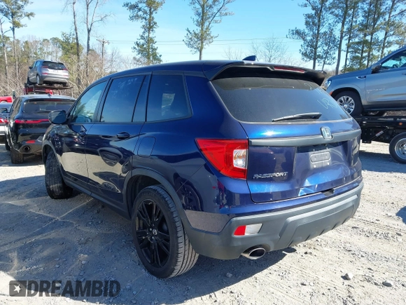 2020 Honda Passport EX-L with VIN 5FNYF7H58LB005866, listed as a IAAI auction lot 41695363 with Not provided miles and . Bid and sale history available at DreamBid. Image 3.