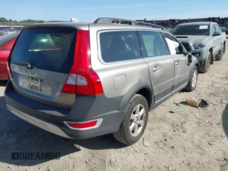 2013 Volvo XC70 3.2L with VIN YV4952BL7D1161583, listed as a IAAI auction lot 41893891 with 52,714 mi miles and . Bid and sale history available at DreamBid. Image 4.