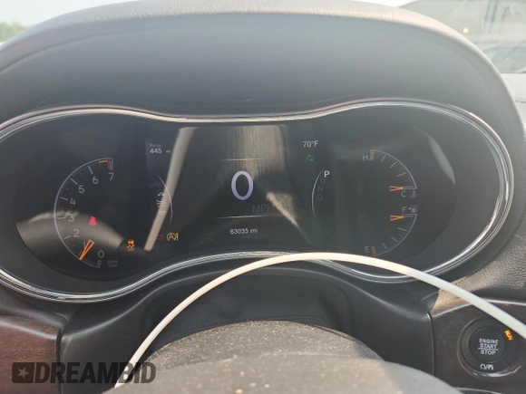 2018 Jeep Grand Cherokee Limited z VIN 1C4RJEBG4JC281330, wystawiony jako Copart lot #57954545 z przebiegiem 63 035 mil mil oraz Szkoda całkowita • Salvage title. Historia ofert i sprzedaży dostępna na DreamBid. Obrazek 9.